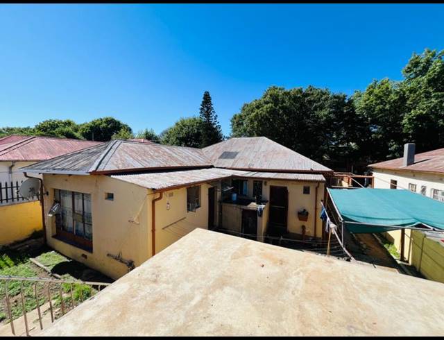 4 BEDROOM HOUSE FOR SALE IN FOREST HILL